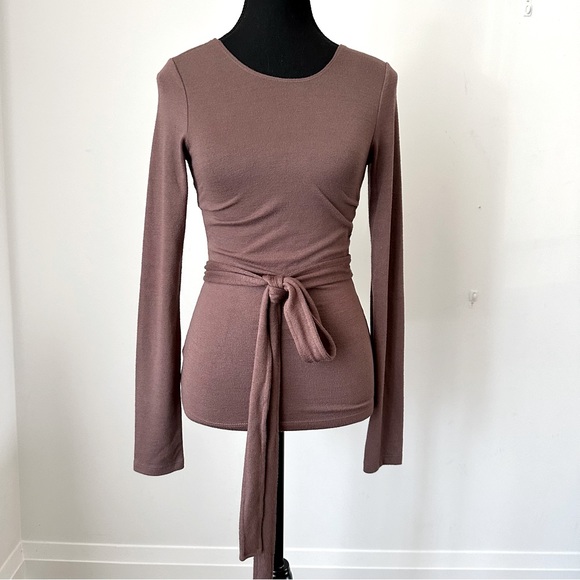 Sz S Aritzia WILFRED FREE Sekula Open Back Tie Wrap Top in Mauve - Picture 1 of 6